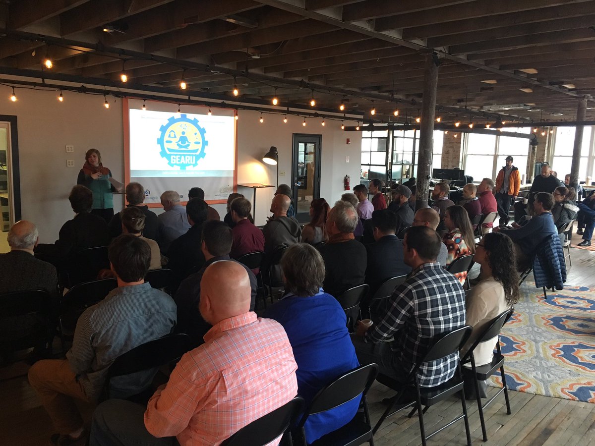 1MillionCupsAVL's tweet photo. hot crowd today 🔥🔥 #1mc #1mcavl #startups #entrepreneurs #avlbiz #connect #madeinavl @ventureAVL @RISCNetworks @popbenefits #gearu #outdoor https://t.co/ZPYI4SEQJT