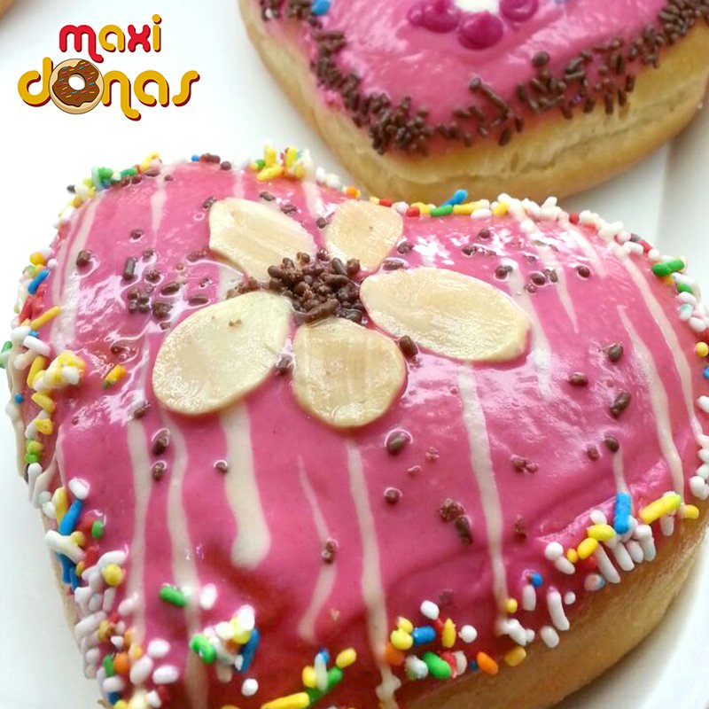 MaxiDonas_ve's tweet photo. ΒΏQuiΓ©n es esa #MaxiAmiga con la que disfrutas tus mejores momentos? ππ―
Mencionala ππ»
#MaxiDonas
#MaxiAmistad
#NoSonDonasSonMaxiDonas https://t.co/bkkjCGqaUO