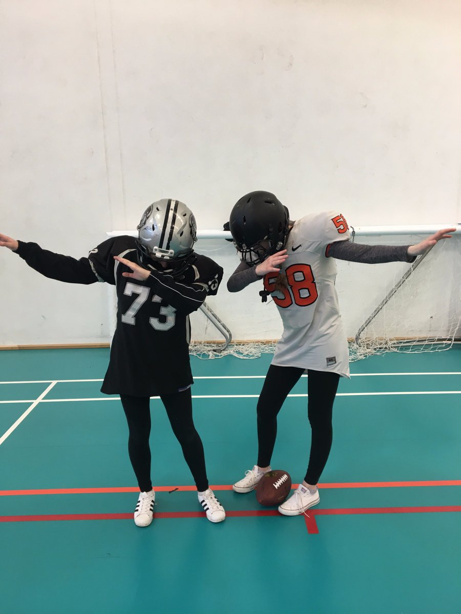 B6Active's tweet image. Monika and Caitlin repin' the @LancsWolverines yesterday! Thanks to @JonnyMoorhouse1 and @GJWilliams27 for a great session #SuperBowl