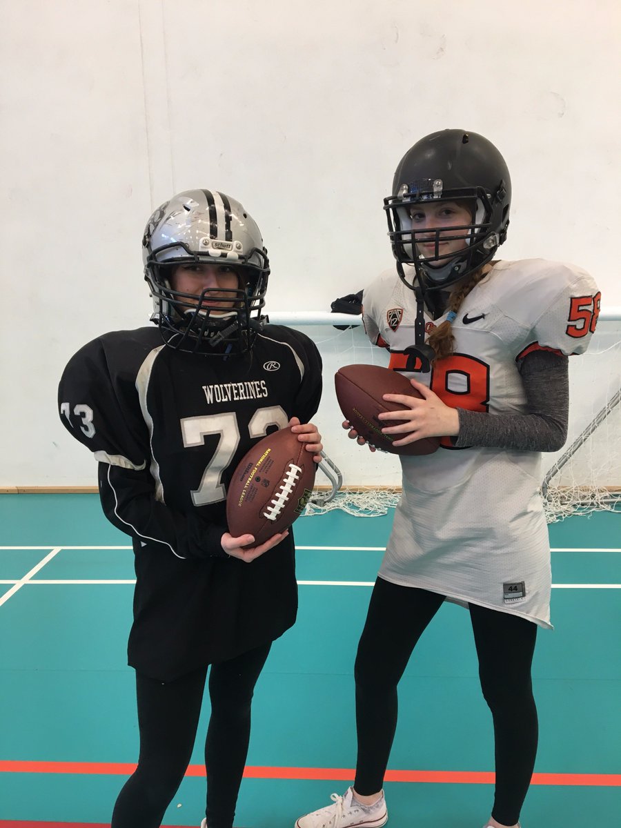 B6Active's tweet image. Monika and Caitlin repin' the @LancsWolverines yesterday! Thanks to @JonnyMoorhouse1 and @GJWilliams27 for a great session #SuperBowl