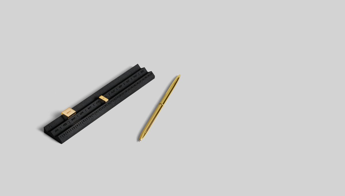 3d Brand Othr(<a href="/Othr__/">OTHR</a>) brings us this beautifully designed analogue calendar by Spanish studio Yonoh(<a href="/YONOH/">YONOH</a>) bit.ly/2lkdo5k