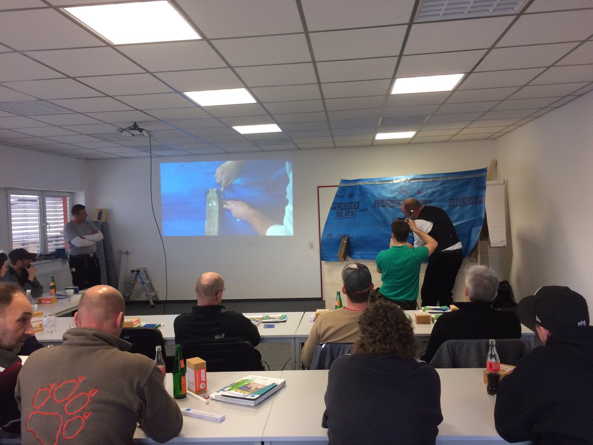 Praxisvorführung zur #Dachsanierung bei einem Kombi #Seminar mit #proclima Andreas Rossauer zeigt wie s geht!