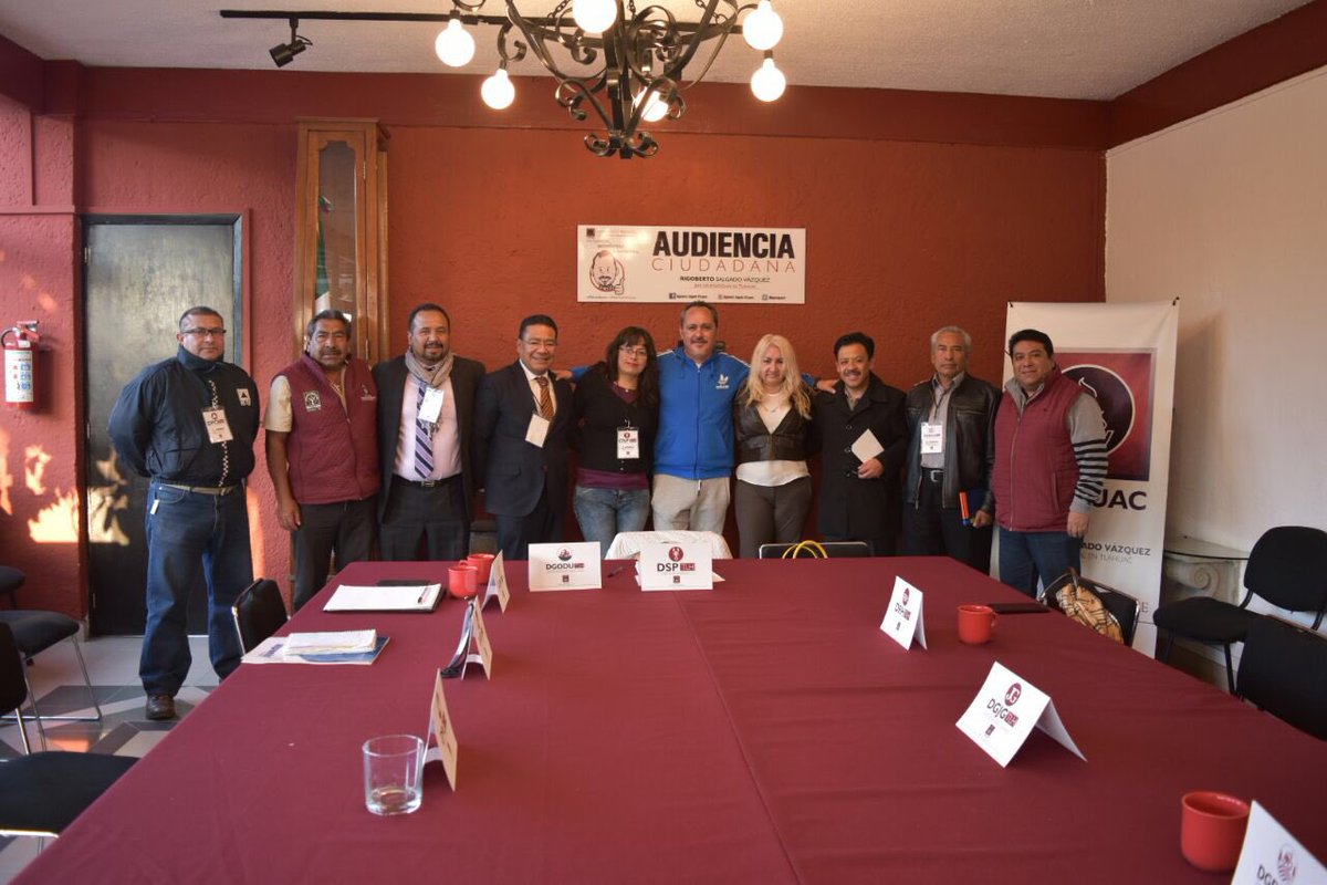 RigoSalgadoV's tweet photo. Excelente día.
Gracias a las y los vecinos que me acompañaron este miércoles en #AudienciaCiudadana.
#Dialoguemos #Acordemos y #Actuemos https://t.co/H1Pj6oyC3m