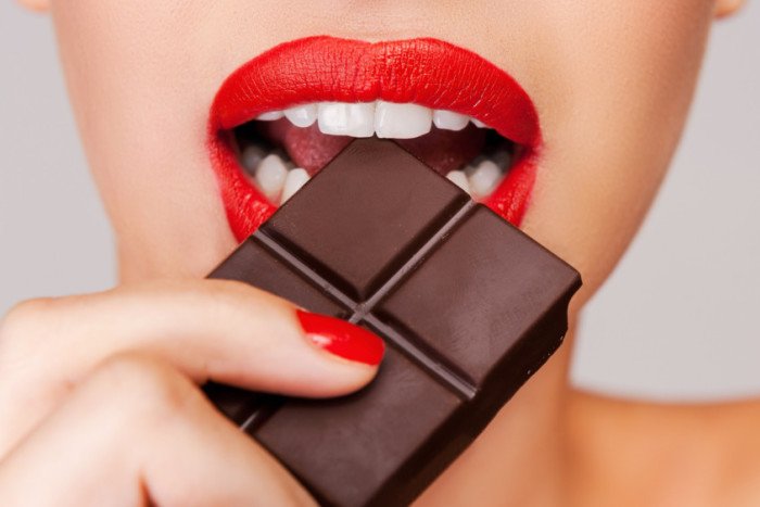 TheScotsman's tweet image. Wanted: Chocolate tasters to test @oreo and @cadburyUK products trib.al/dbiDKV5