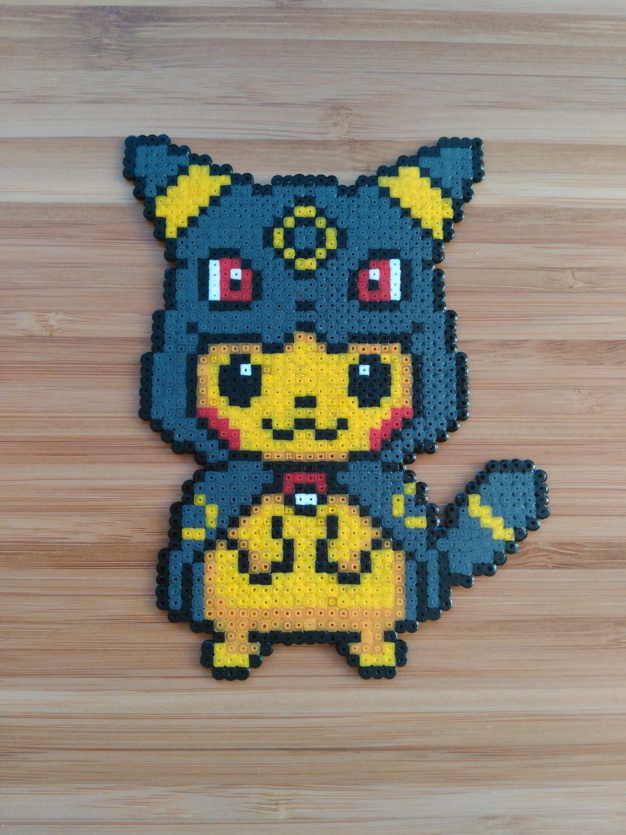 Pomatsy's tweet image. Después de tanto tiempo, hoy os presentamos un nuevo diseño: Pika Umbreon!