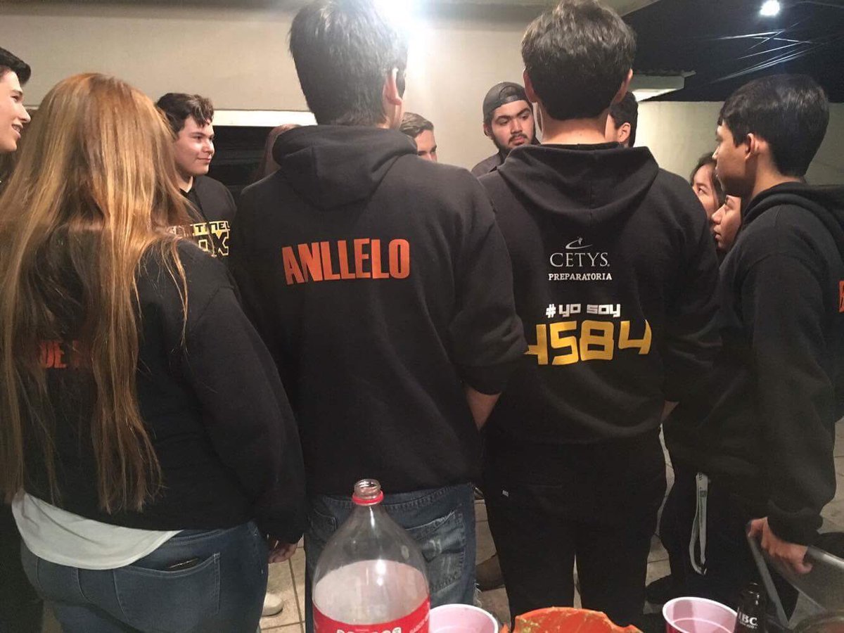 Convivencia con el nuevo equipo INNOBOTICS 6694,  ¡Un gusto conocerlos!
