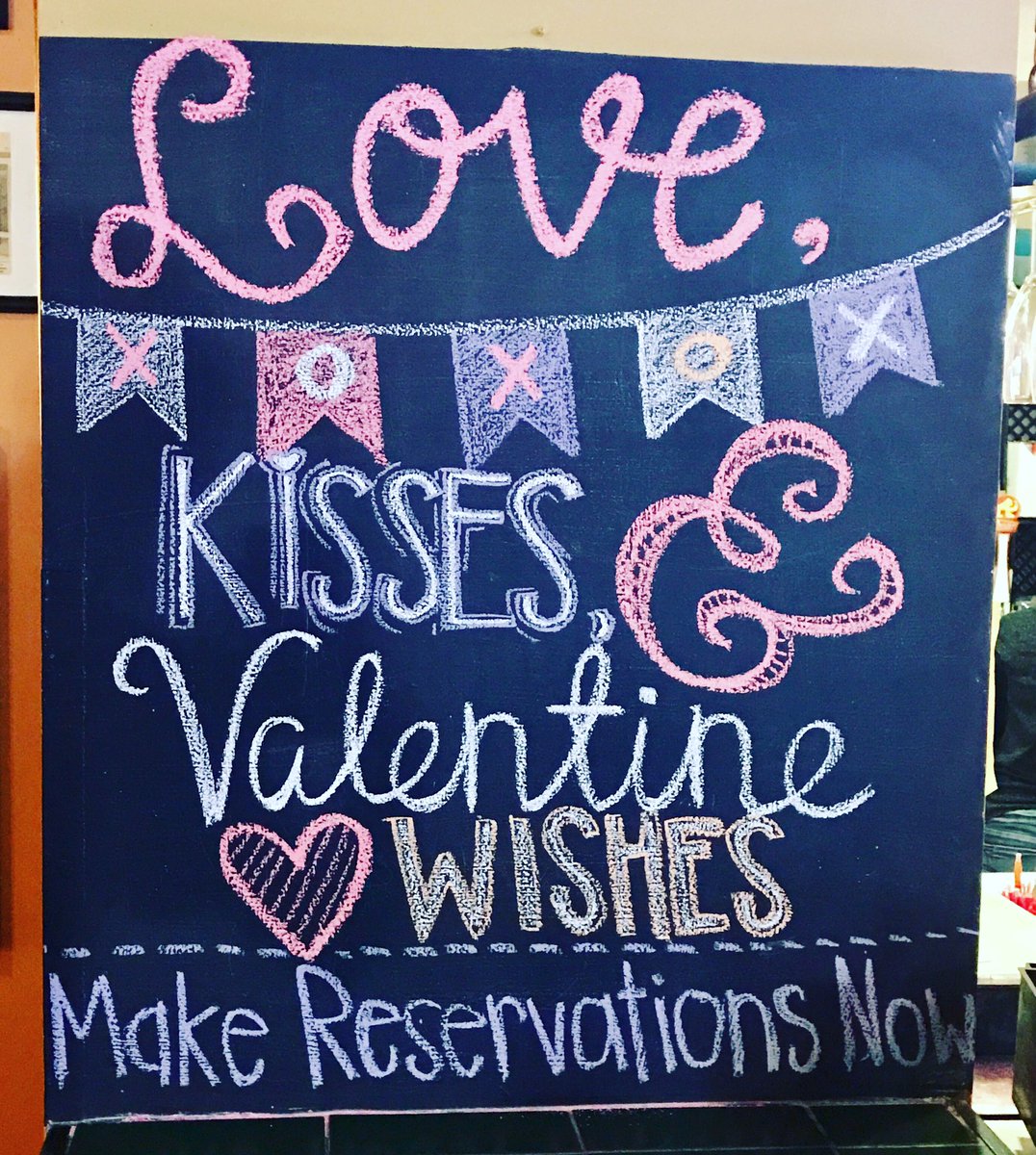 Cannoli's Restaurant (@cannolisstl) on Twitter photo 