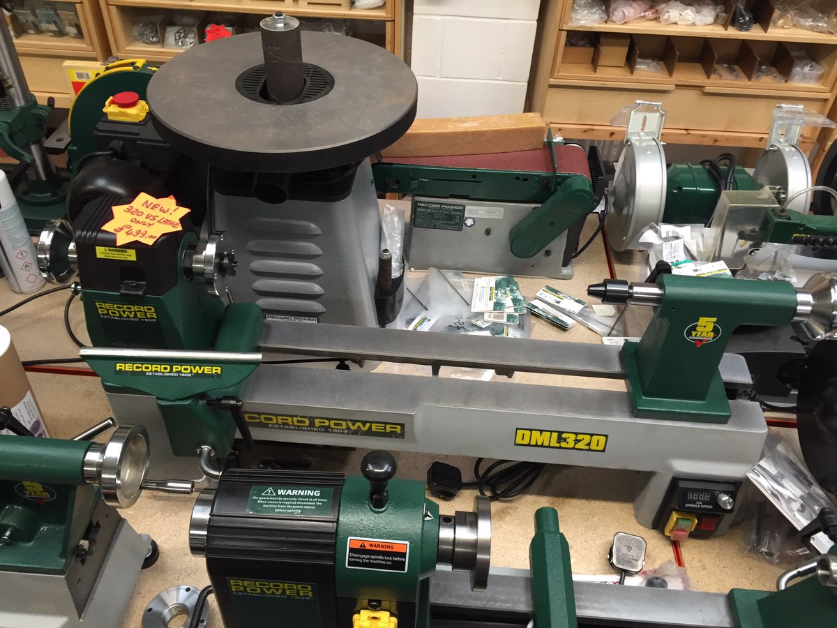 BivenMachineryS's tweet photo. It's almost #valentines ❤️ treat the one you love to a new lathe, we have a vast range #RecordPower and others at https://t.co/VP7dVb0Cm9 https://t.co/KSrOwGdkLb