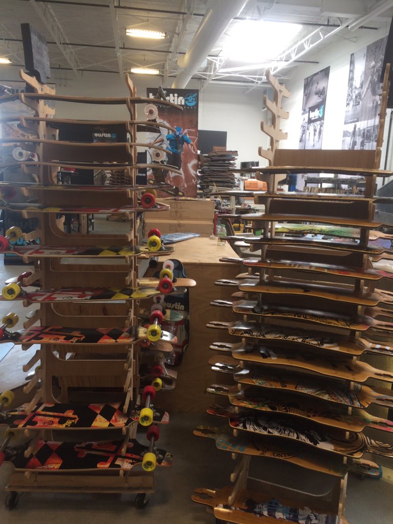 tsaunders_ngm's tweet photo. Getting ready to build our own skate boards at Bustin Boards! #bcpsnextgen @bustinboards https://t.co/ByEVLIsE9N
