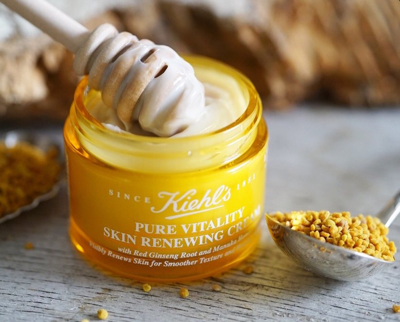 ArnottsDublin's tweet photo. Discover @KiehlsUK Pure Vitality Skin Renewing Cream, now available in #ArnottsDublin ! #Skinfluential https://t.co/ON83ypWcts