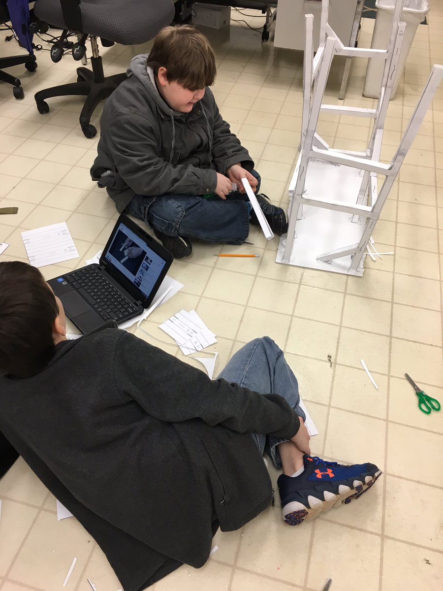 delisahiggs's tweet photo. Phase 3 of rollercoaster physics. #goinghigher #addingfeatures #teamwork @MXRComets https://t.co/mjHV830ZF0