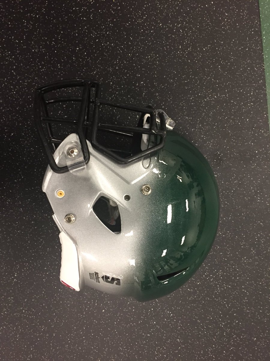 fbcoachech's tweet photo. New paint job for next season!  @ZCSeagles @zvillestrength @zyfleagle https://t.co/mpmYI7MhUl