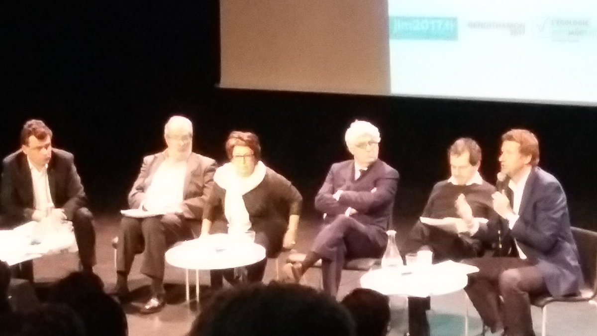 #pactebio2017 succès du débat à la #présidentielle  organisé par <a href="/fnab_bio/">FNAB</a> <a href="/synabio/">Synabio</a> @CoopdeFrance : on parle enfin d'#agriculturebio !