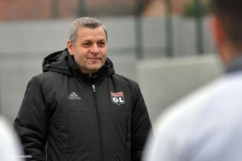 WinamaxSport's tweet image. - Corentin, j'ai décidé d'être plus ferme avec toi à partir de-
- J'ai un ciné là. Bye.
- Ah cette jeunesse insouciante...
#OLASNL