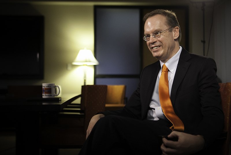 dailyorange's tweet photo. More than 200 faculty members demand Chancellor Kent Syverud clarify his stance on Trumpβs executive order https://t.co/4e8TV464ZV https://t.co/2fwDsJSOve