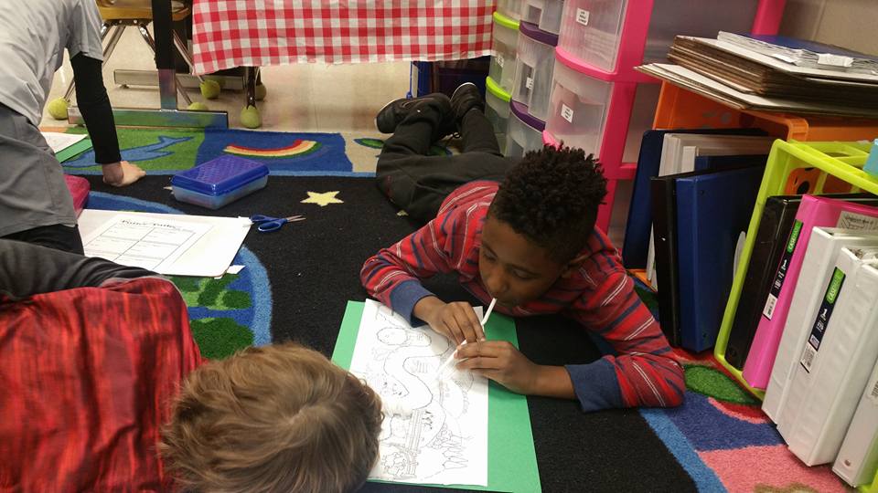 RCSWolvesPLN's tweet image. How many puffs does it take to get your sheep from the pasture to the pen? @RomeCitySchools @HollyAmerman #ForceAndMotionFun #RCSWolvesPLN