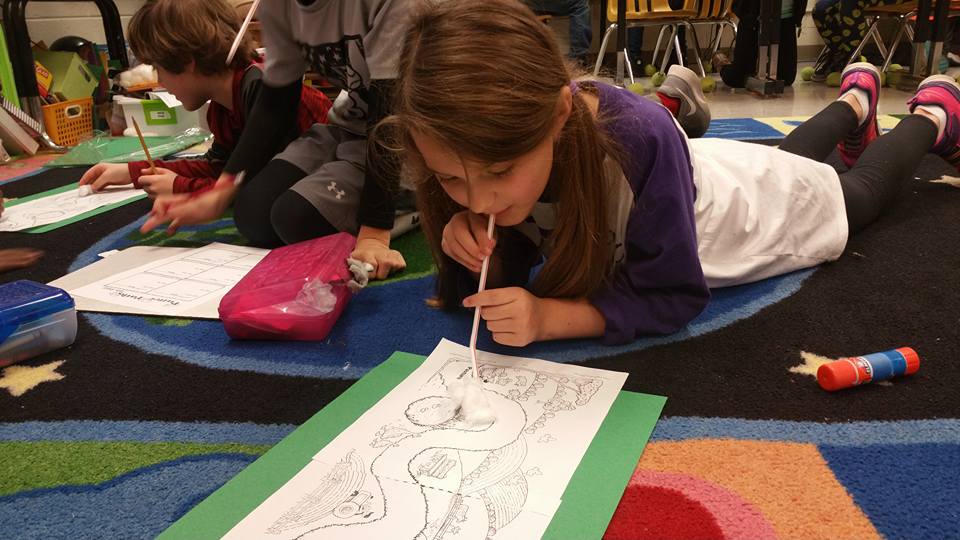 RCSWolvesPLN's tweet image. How many puffs does it take to get your sheep from the pasture to the pen? @RomeCitySchools @HollyAmerman #ForceAndMotionFun #RCSWolvesPLN