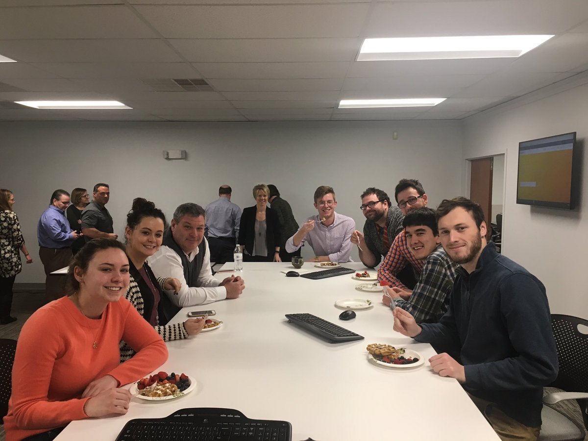 HarmonyHIT's tweet photo. Nothing feeds our #health #data experts quite like gourmet waffles from @LopausPoint https://t.co/32EVWKYv1b