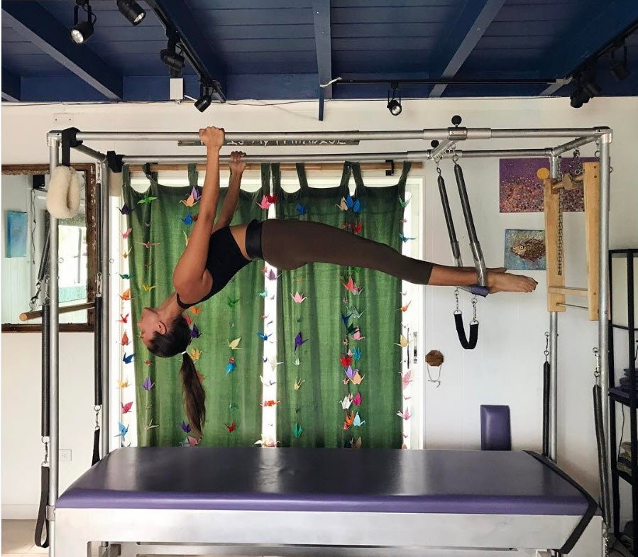 HadleyPilates's tweet photo. #PilatesTeacher Whitney From 'The Bachelor Defies Gravity &amp; Wants To Be Married To Tom Brady https://t.co/OHvgQS6w9A https://t.co/6bpMrd7F3m