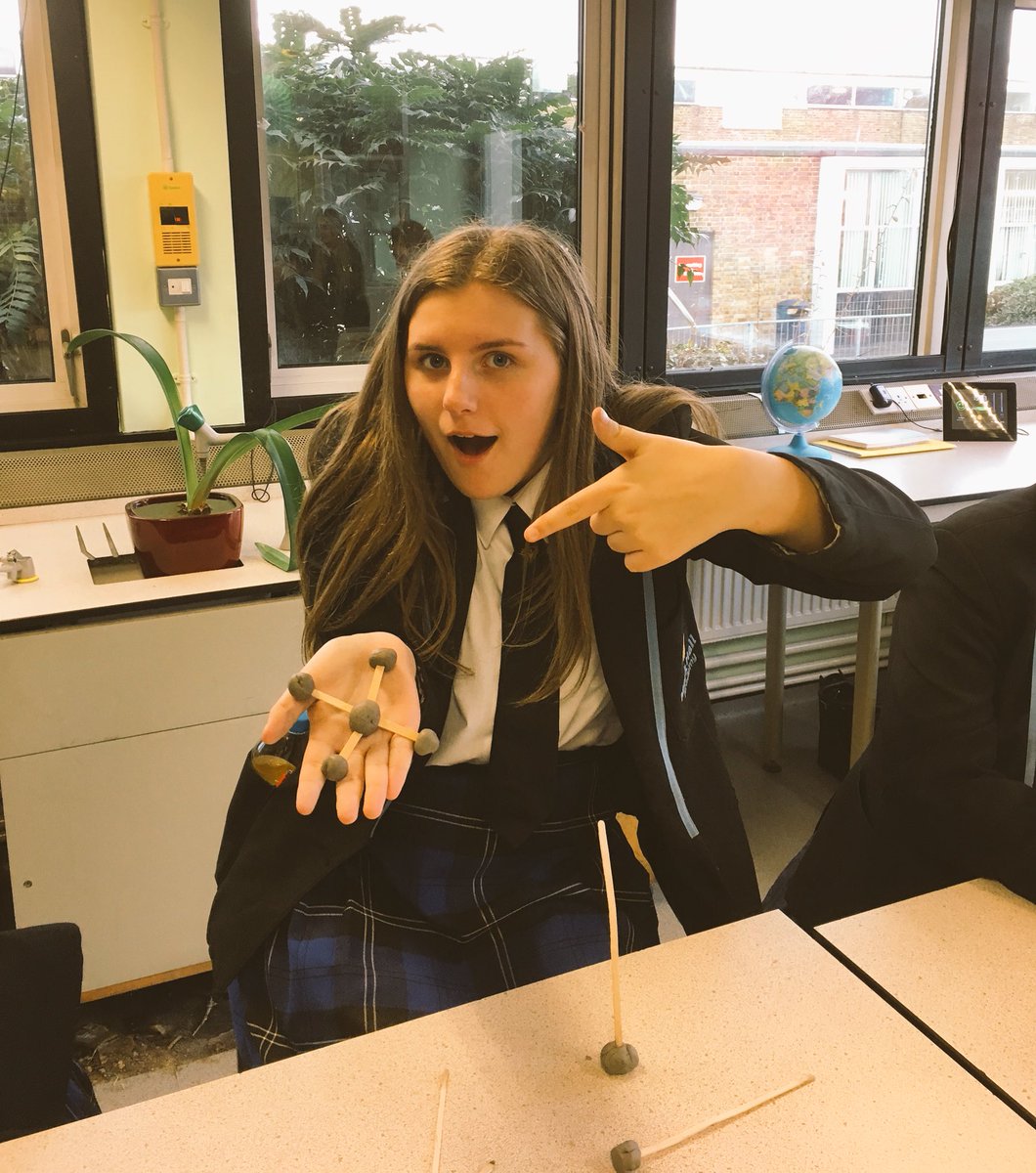 vic_butler's tweet image. Because I promised my amazing and wonderful students I would...@markhallacademy @MHA_Science #lovemyjob #molecularstructures