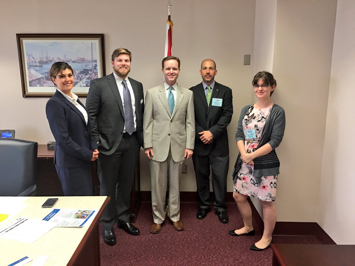 McClellanCas's tweet photo. Lobbying the Florida State Capital #votenoPBCCCS17-01 #CallYourReps https://t.co/Szig4aQn85