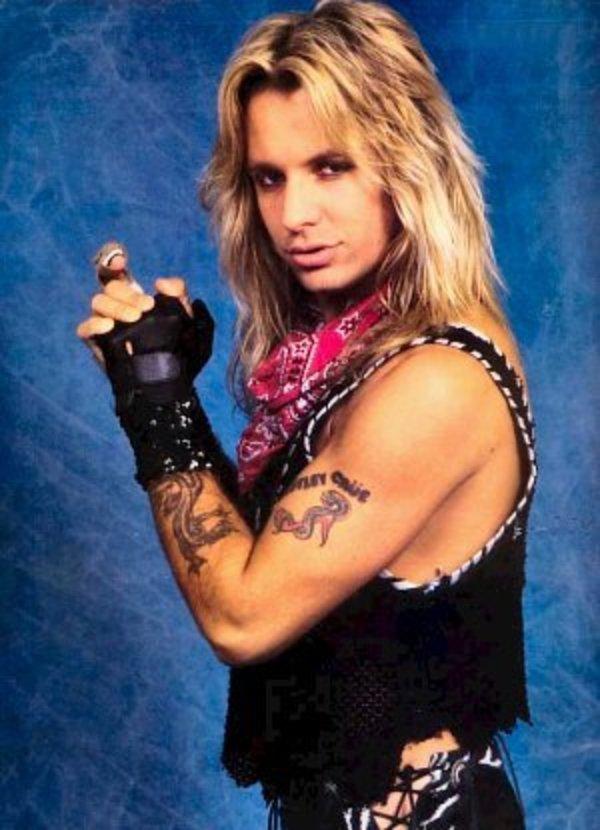 FELIZ CUMPLEAÑOS, VINCE NEIL! / HAPPY BIRTHDAY, VINCE NEIL! (56)    