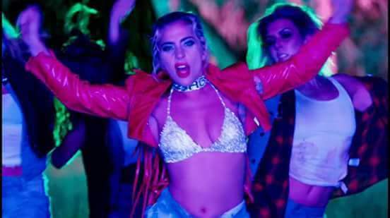 brunowilsonss's tweet image. Semana Gaga é para os fracos, o ano todo é dela! 
@ladygaga lançou o clipe de #JHONWAYNE 🎵