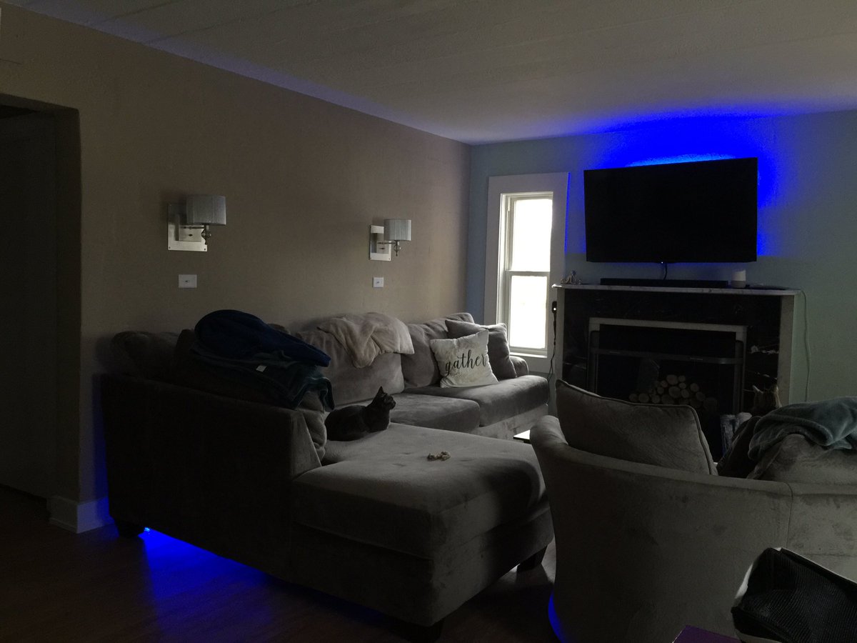 NeLighting's tweet photo. Infinite color options, totally customizable, one affordable price. #led #lighting @XKGLOW install https://t.co/SloBwOnGsF