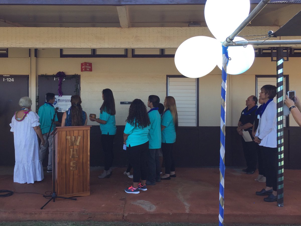 william_arakaki's tweet photo. KCFCU Grand Opening at Waimea HS-Teaching and Learning Financial Literacy-Great community partnership! Mahalo! @HIDOE808 https://t.co/ExxG2zI0HI