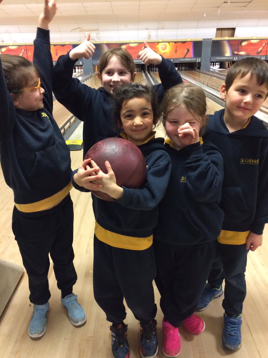 StGabsJuniors's tweet photo. Thumbs up for bowling! Y2 enjoy another great event run by the school sports network. https://t.co/NmCoNo4Wct