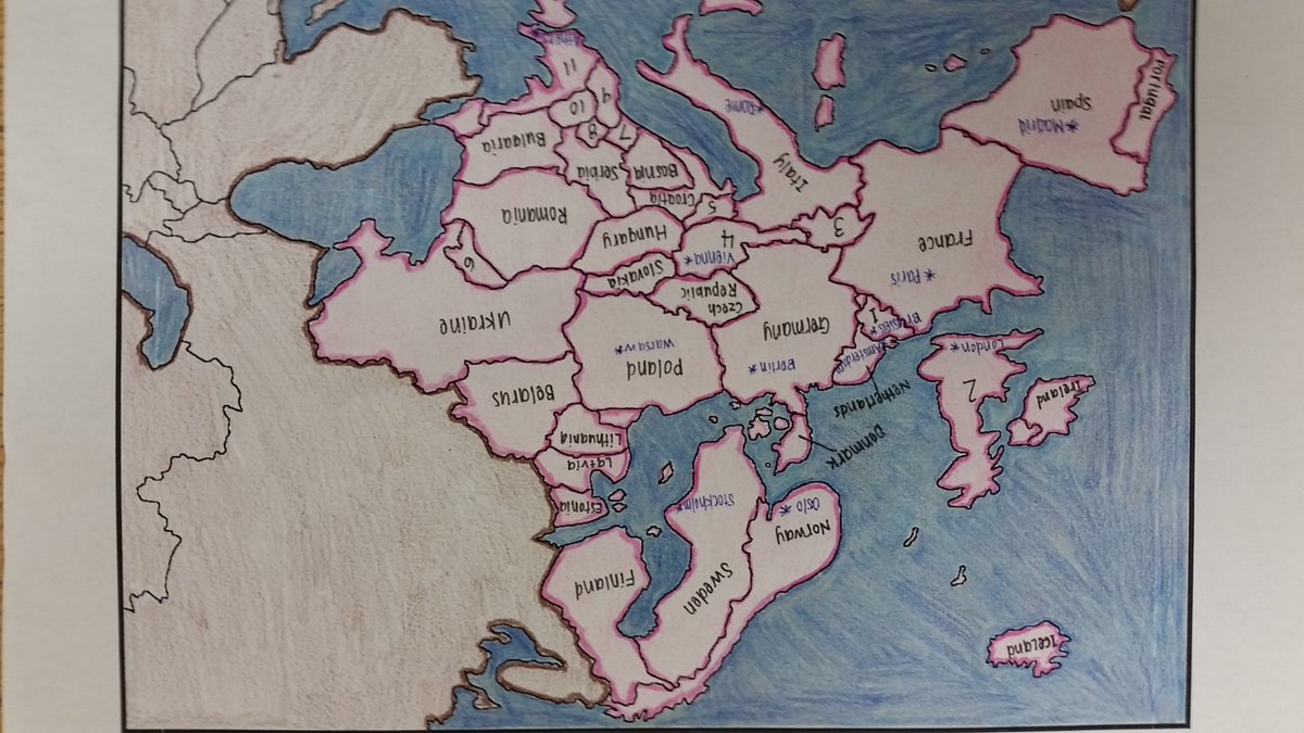 clrinehart's tweet photo. Which map is better? RT for the pink one...Like for the multicolored one... https://t.co/EHFgkDGoxu