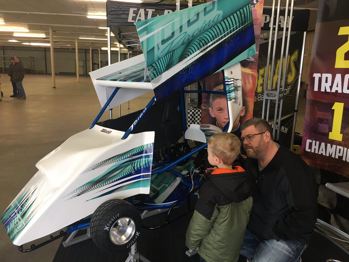 jemracing_16's tweet photo. #DriverDevelopmentProgram in progress https://t.co/YaOglHUzJz