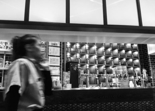 We do offer standing bar service for those interested. #TimHoWanUSA Photo:  <a href="/olivia_relax/">OLIVIA</a>