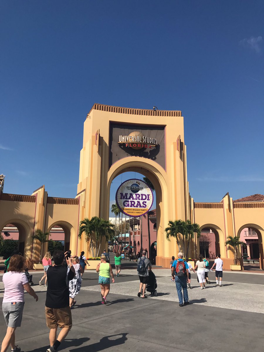 BStoelzel's tweet photo. ~Now~ #USO @UniversalORL https://t.co/RSQSggjSLw