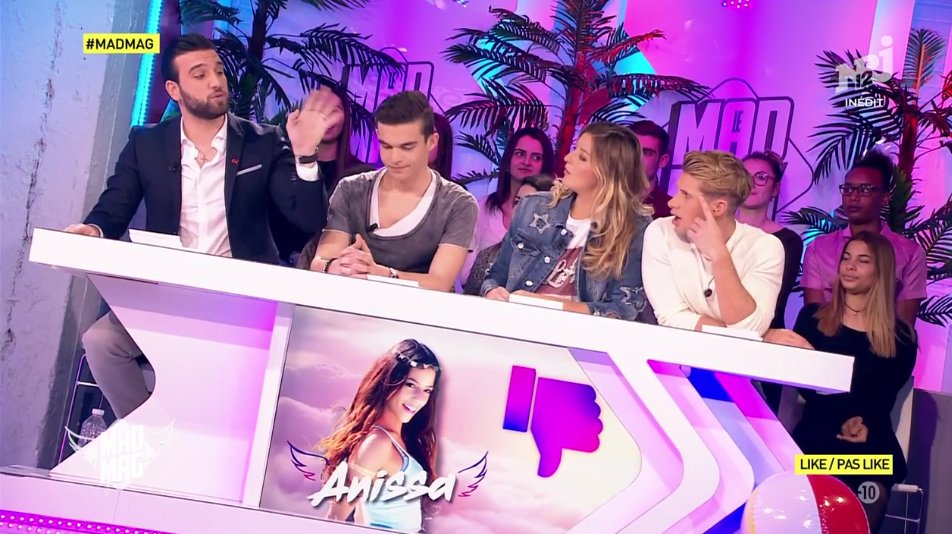 LeMadMag's tweet photo. #LikePasLike
@AymericBonnery ne #Like pas @AnissaJbr et ses propos sur @Melanightt 😶
🤔#TeamAnissa ou #TeamMelanie ? Dites nous 😏
#MadMag https://t.co/DQNQMWf3bd
