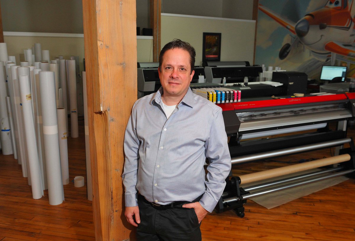 DavisRecord's tweet photo. #Cbridge #design, #printing firm @BigFootprintsON leaves a big mark: https://t.co/MbhueluVky https://t.co/8gVwXFYsbU