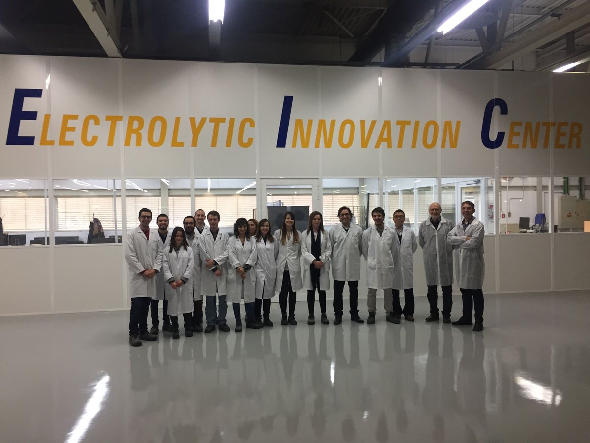 KEMET Electronics (KEMETCapacitors) טוויטר