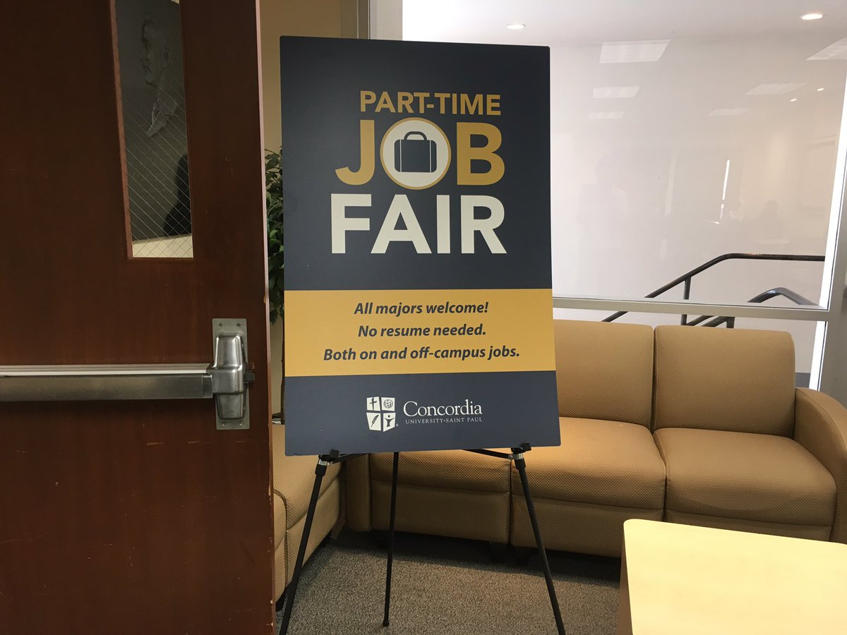 BeckKrek's tweet photo. Meeting some great student candidates for our part-time jobs at the MSP airport today! @concordiastpaul @EHCareersGO @ALrecruitingEHI https://t.co/51MKrh16ln