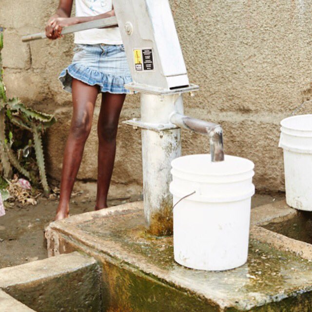 Together, we have helped more than 450,000 people receive access to clean water. generosity.org/give. 📷: <a href="/nickonken/">ONKEN</a>