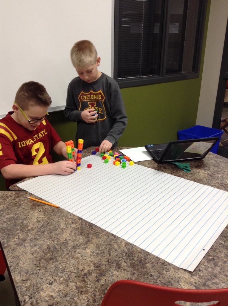 learningrocks5's tweet image. Willis Tower volume? Partnering with Noser&apos;s class. Great thinking! #RCLearns #RCTopDogs @AnkenyRockCreek