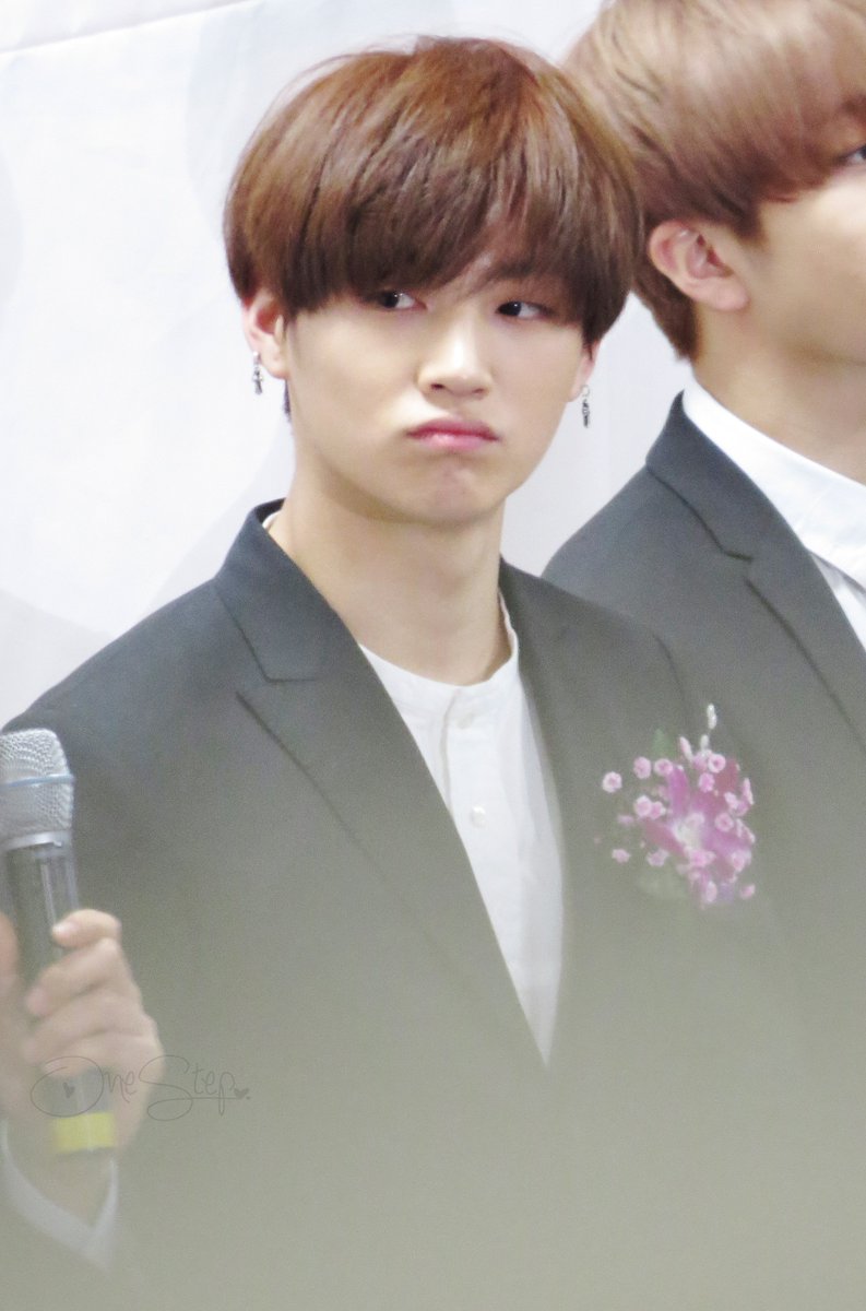 OneStep9397's tweet photo. 170206 Opening G+ Star Zone #GOT7 #갓세븐 #재범 https://t.co/pH3zdCWF2c