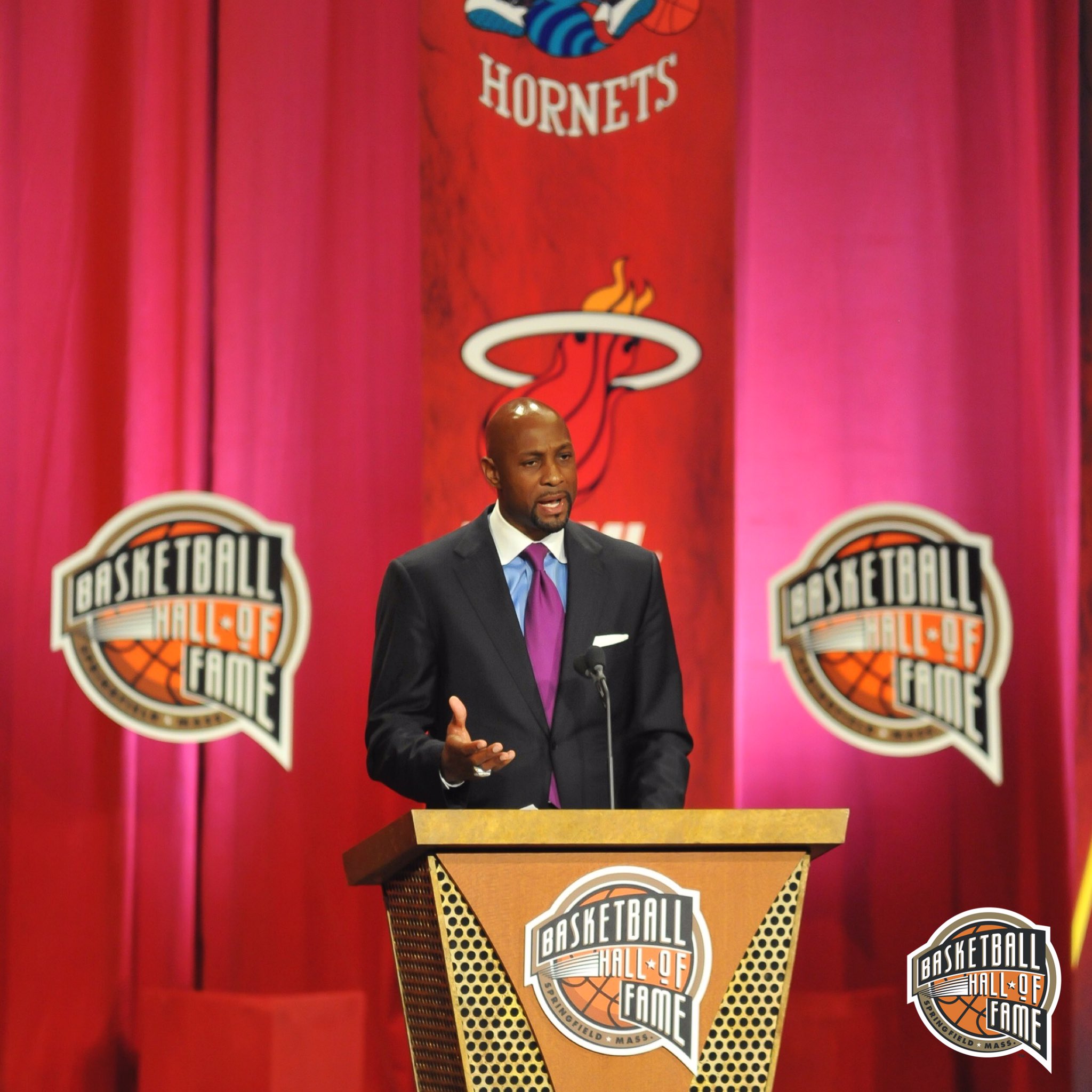 Hoophall: Remessage to wish 2014 class member Alonzo Mourning a Happy Birthday! 