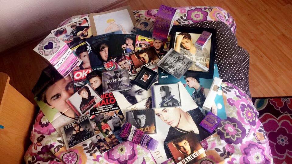 lizeethglez's tweet photo. Estuve ahí en todas y cada una de sus caídas y merezco estar en sus victorias también. Necesito ir a ese concierto 😭💘 #JB40 @los40mx https://t.co/1QruRCKu0G