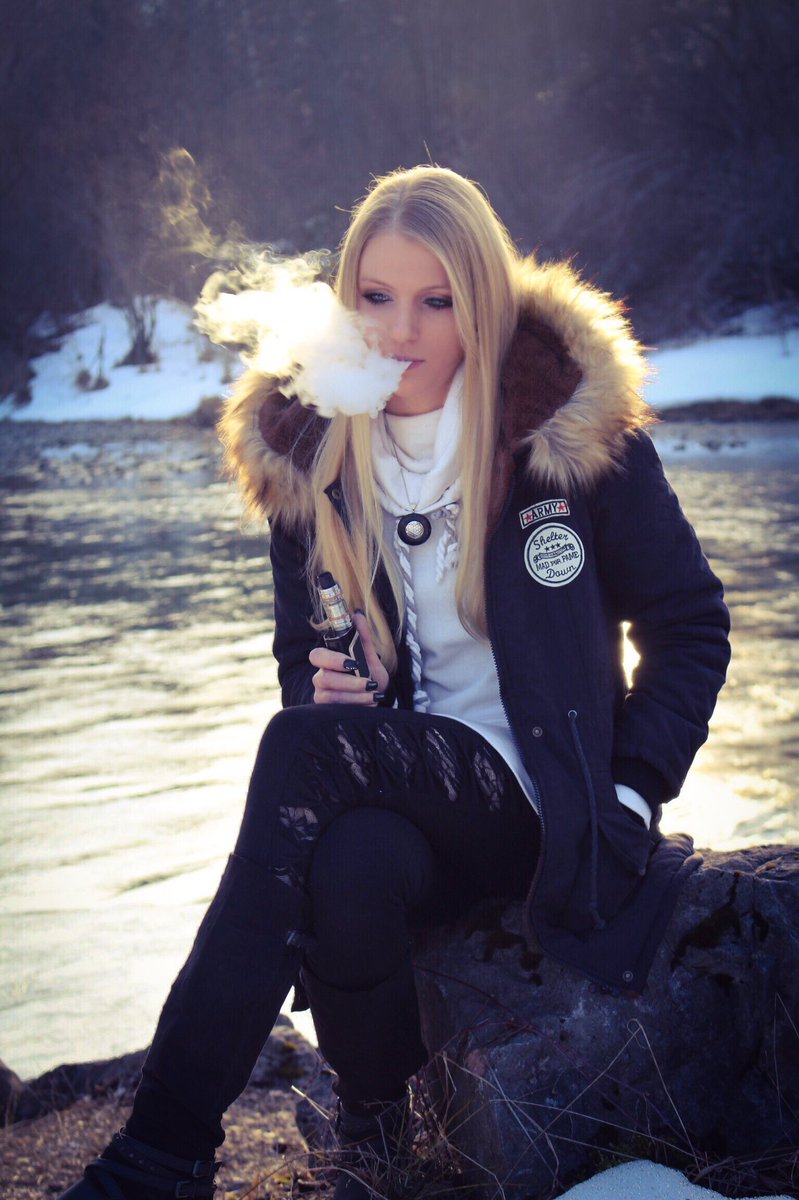 dampfergirl's tweet photo. Many people know that they are unhappy. But even more people do not know that they are happy.
#vape #dampfen #eliquid #subohm #vaper #vaping https://t.co/QOpchkrXKA