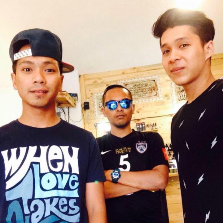 _izzatsadiq's tweet photo. Come join me, or you'll be left behind #BIGOLIVE > Ciri ciri Idaman anda 😍.  https://t.co/T7pL9YwRwa https://t.co/TdimaH79y5