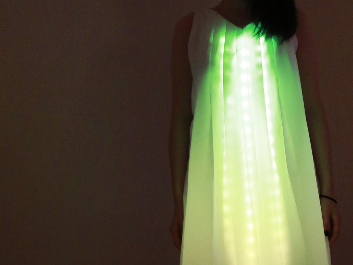 Wearables workshop! Interested in how it all work? #wearables #softcircuits #electronics introtoweareables.eventbrite.com