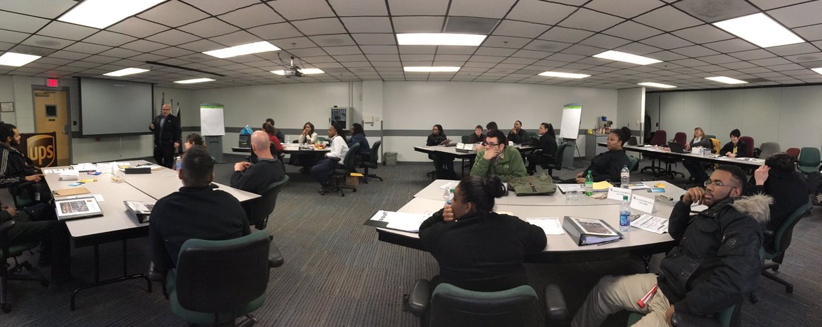 CACH_WIO's tweet photo. #sun Sunrise Day Sort FSTS Class. #future #unitedproblemsolvers #training https://t.co/uFIKun0UMj
