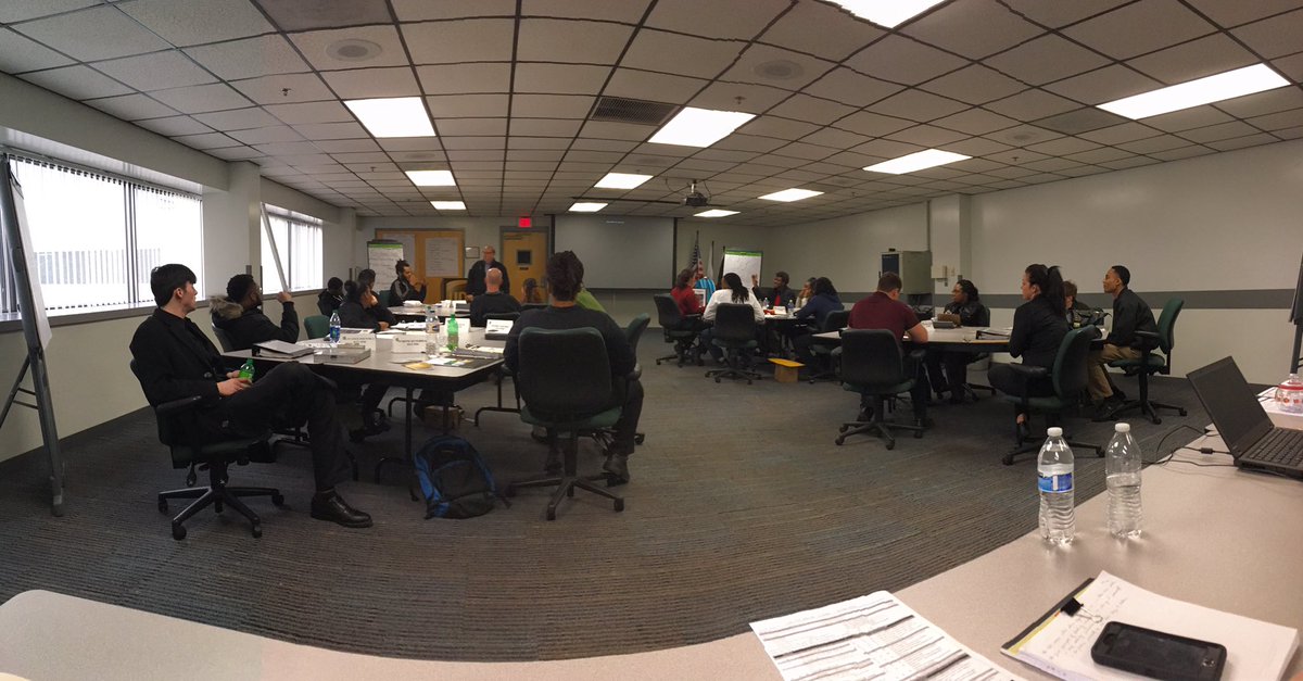 CACH_WIO's tweet photo. #sun Sunrise Day Sort FSTS Class. #future #unitedproblemsolvers #training https://t.co/uFIKun0UMj