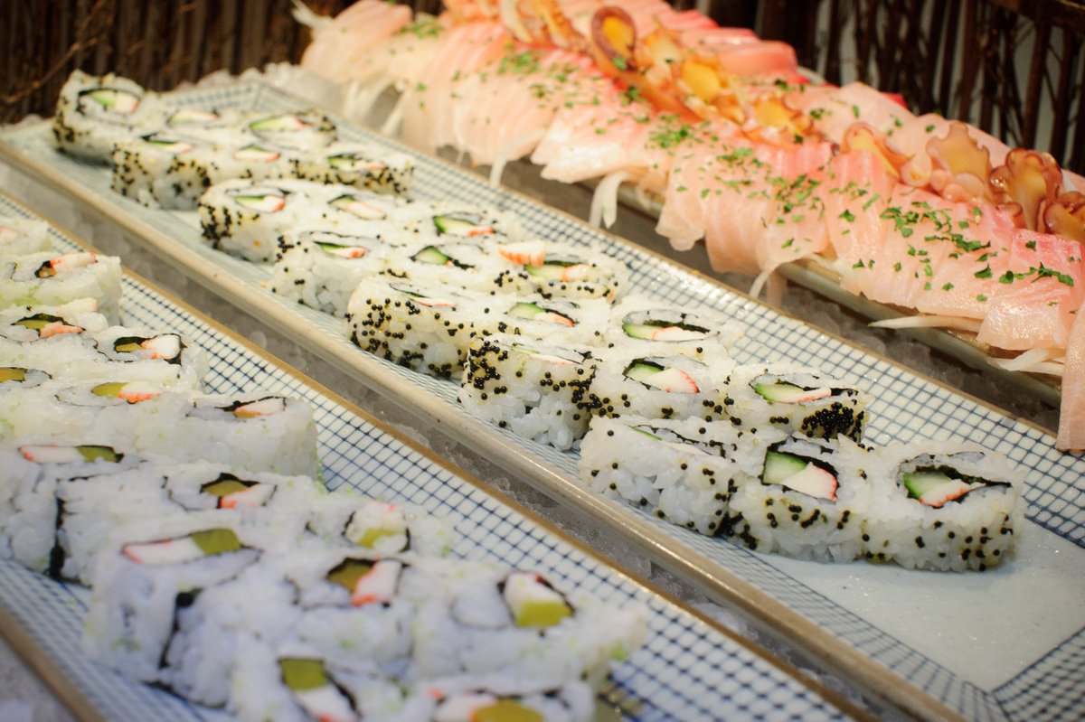 COSMOSoton's tweet image. Are you a big #sushilover? 🍣😍 Try our selection of fresh sushi and fish dishes at #COSMOsoton goo.gl/Ly1kzU