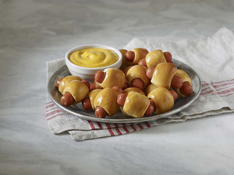 Pretzelmaker's tweet photo. If you weren’t hungry before, you might be now. #MiniPretzelDogs #Pretzelmaker https://t.co/LArSmgWRdW